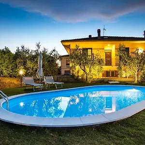Il Bosco Alloggio per agriturismo Terricciola